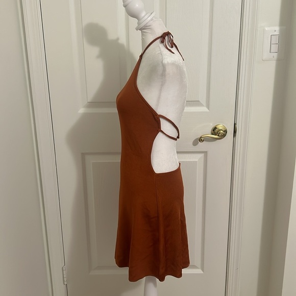 Cult Gaia Leslie Tie Knit Open Back Halter Dress In Spice Brown NWT Size Medium - Picture 10 of 15